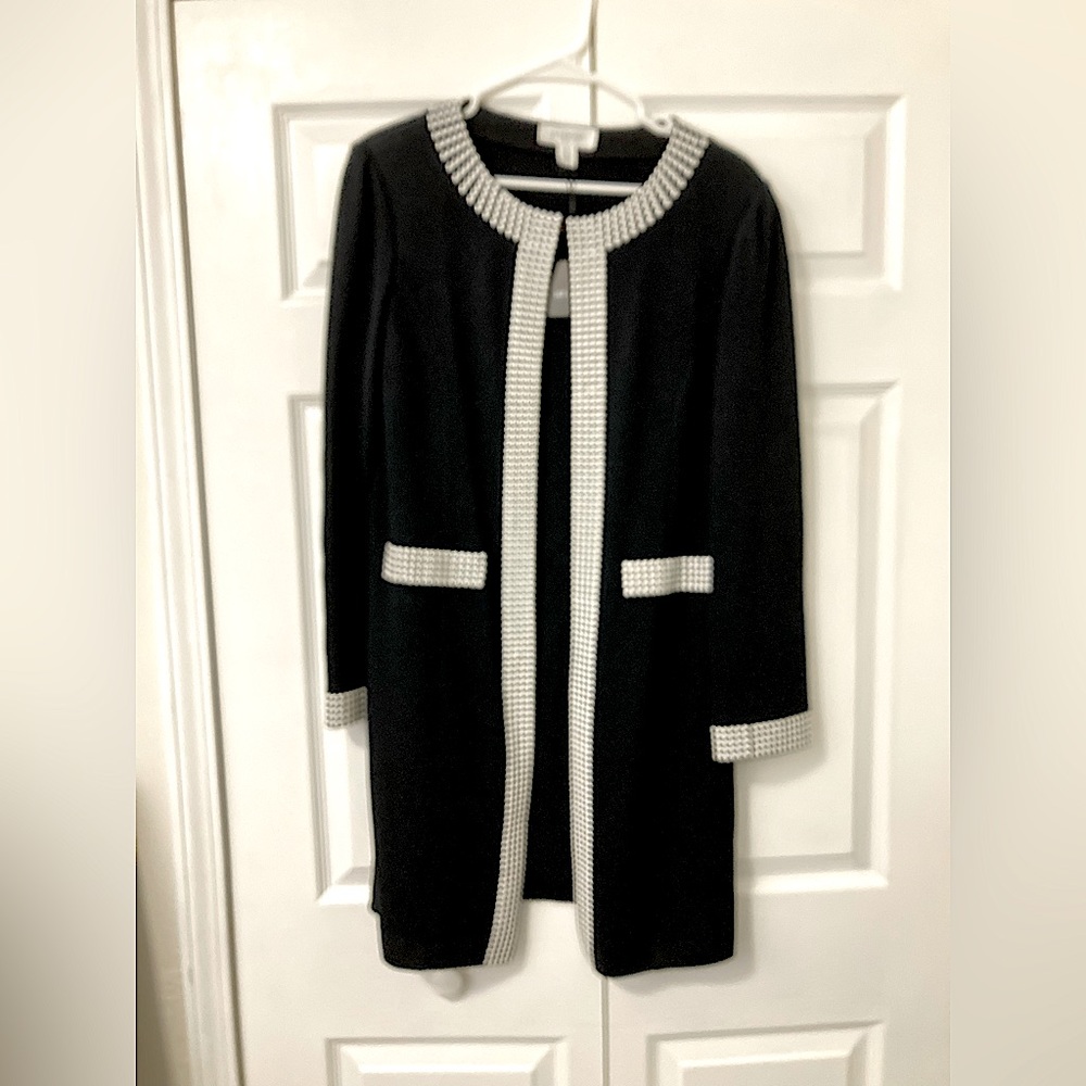 NWT - St. John black evening blazer with pearl accent